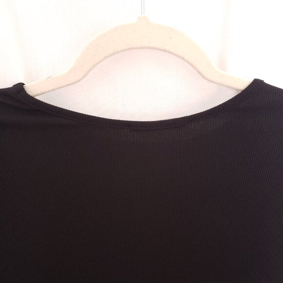 Bombom Women Black Short Sleeve Unique Cut Shirt Blouse Size Small Made in USA - Picture 11 of 13